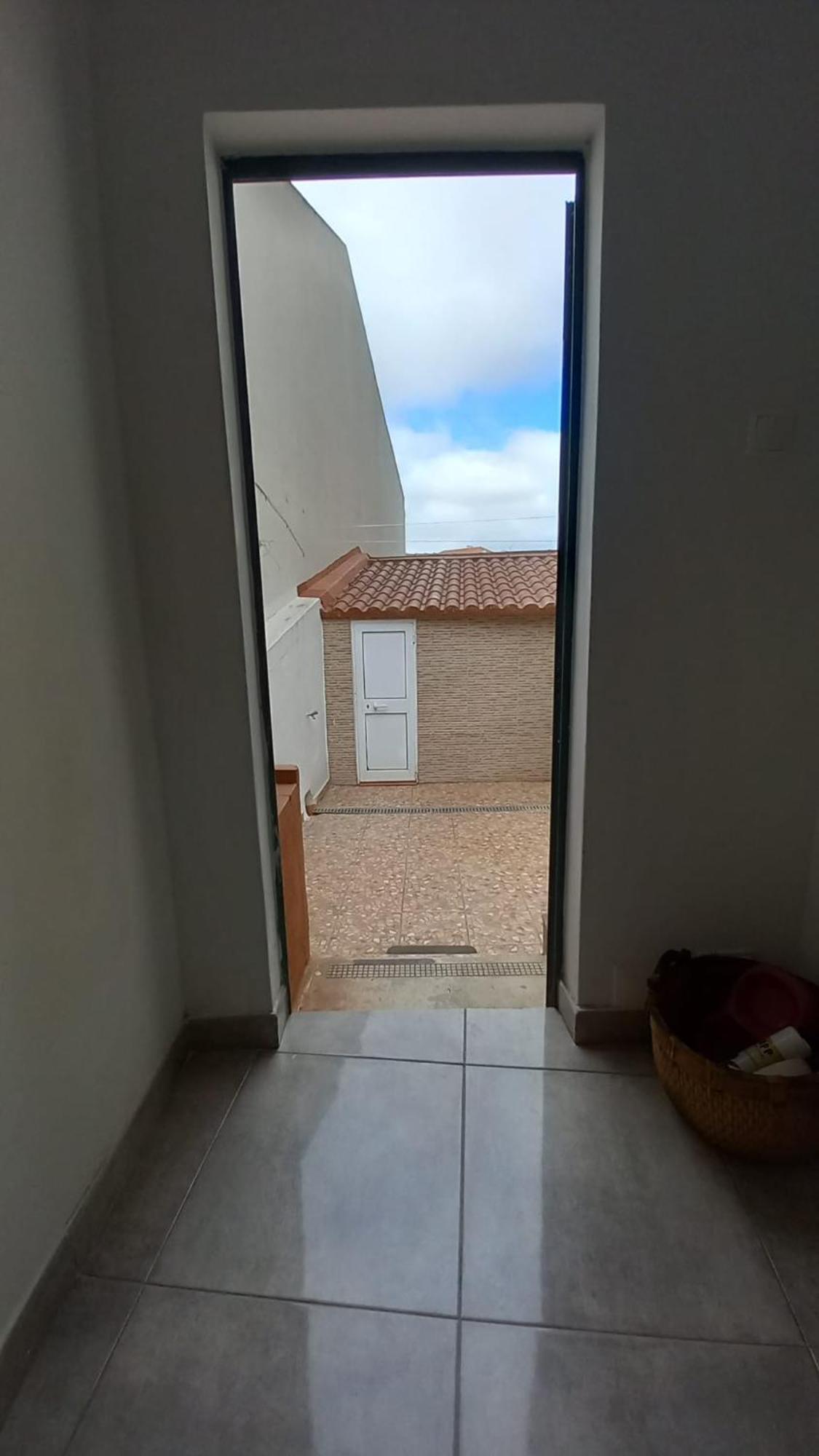 Alvito Guest House - Comfortable Room With Private Bathroom Lisboa Exteriör bild