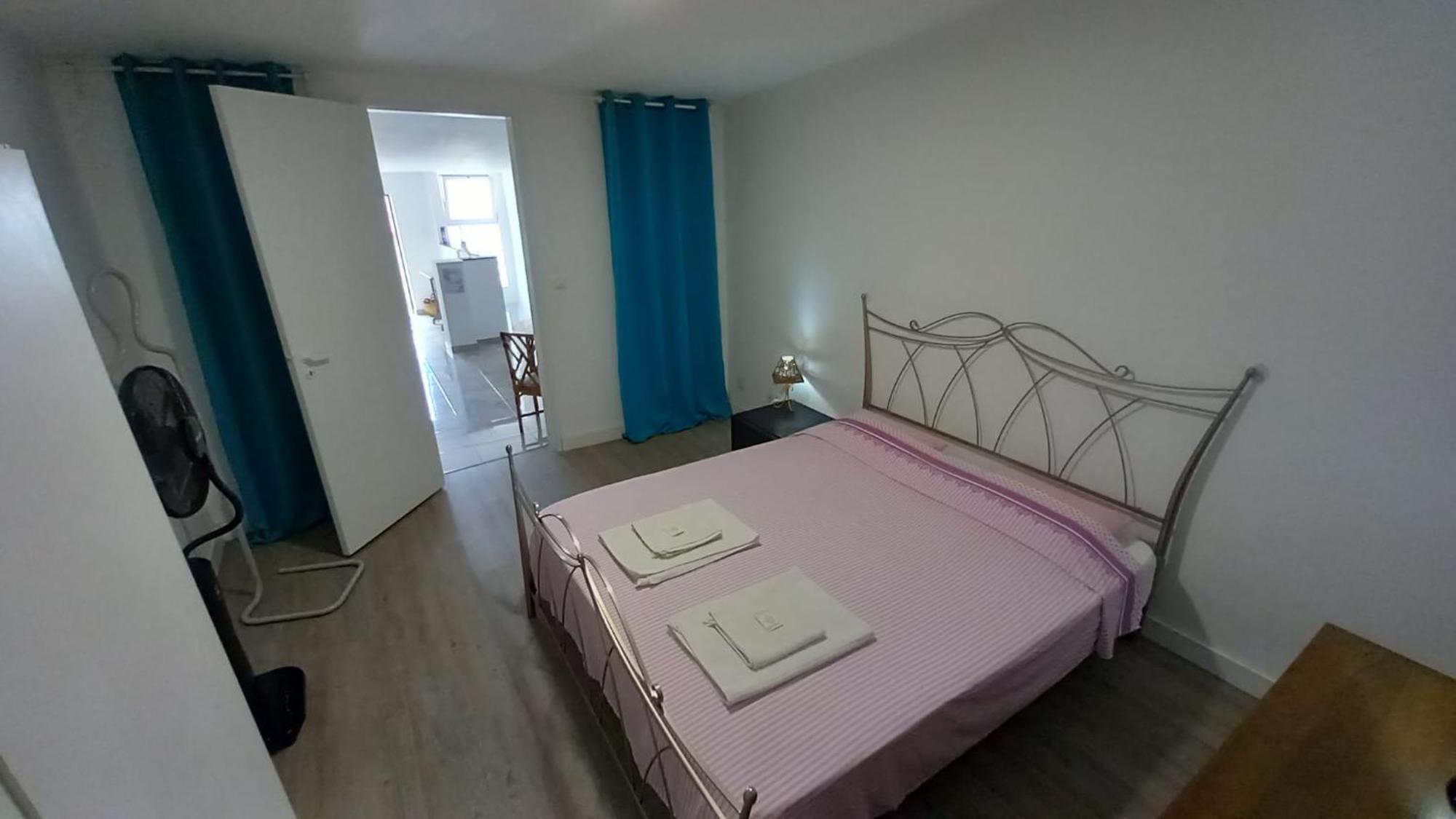 Alvito Guest House - Comfortable Room With Private Bathroom Lisboa Exteriör bild